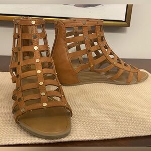 Report gladiator wedge sandals, tan, size 8